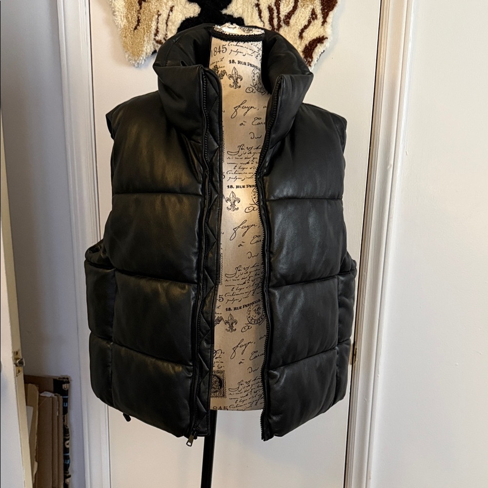 GAP Black Puffer Vest